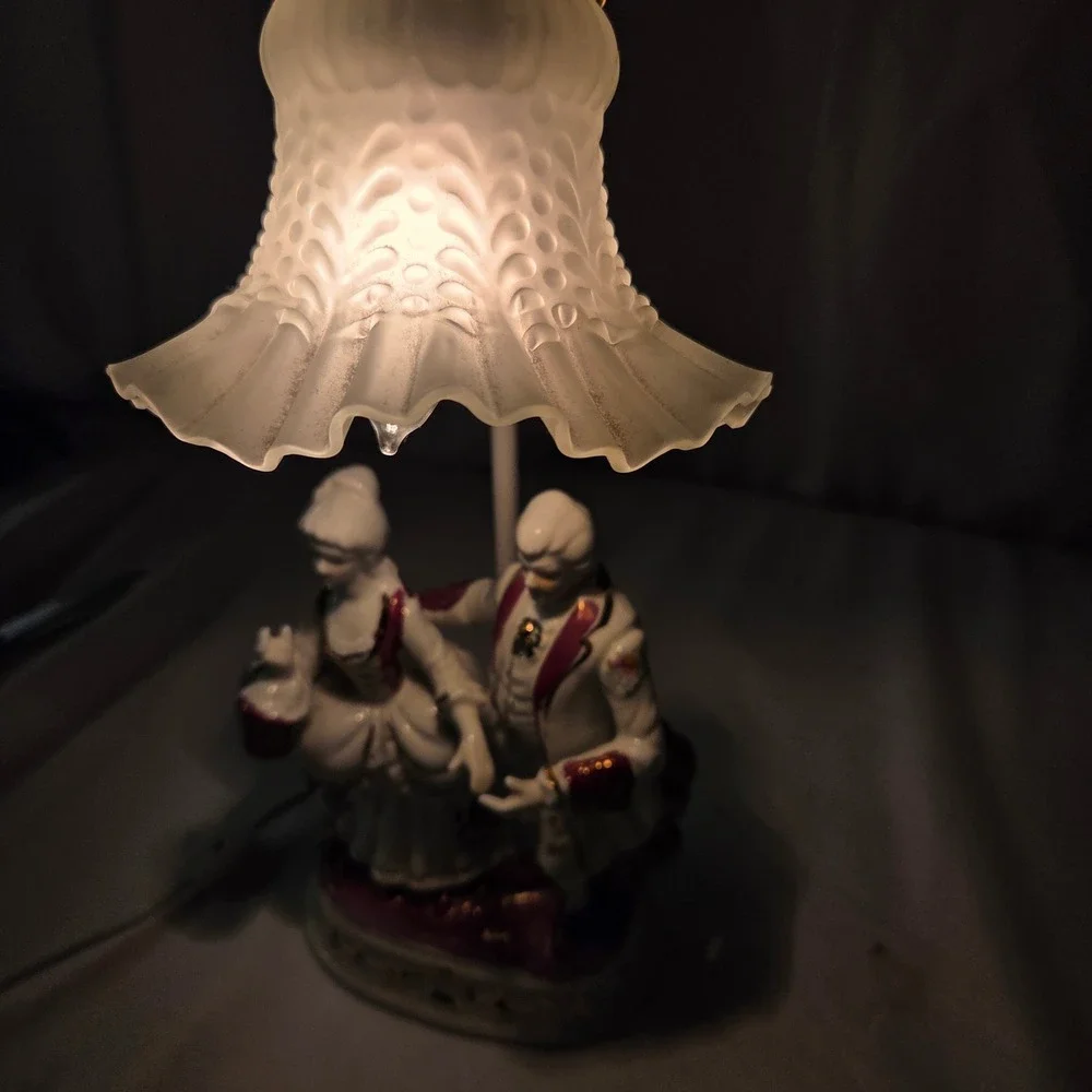 Vintage Porcelain Courting Couple Table Lamp Frosted Glass Tulip Shade Burgundy